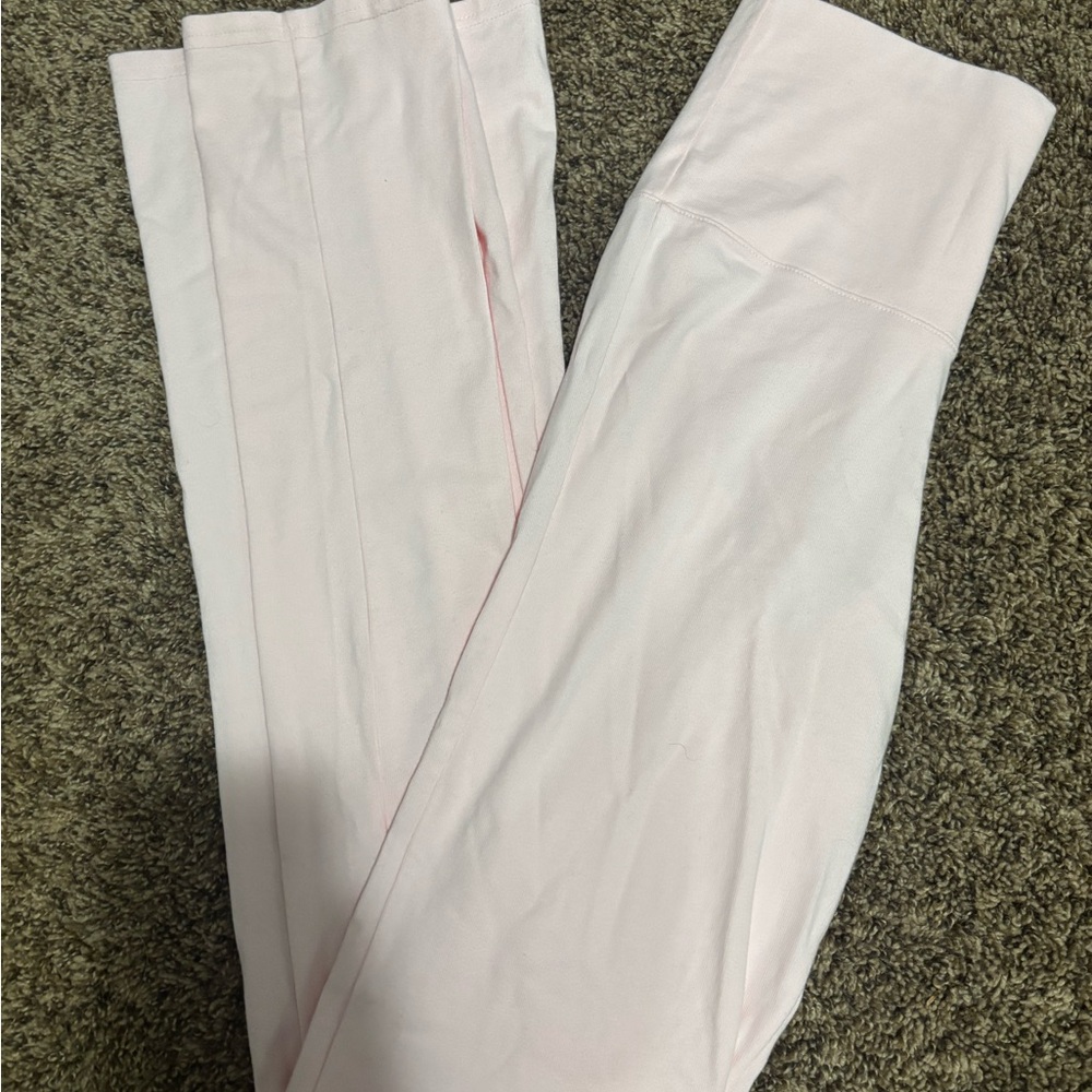 Brandy Melville Pale Pink High-Waist parcilla pants